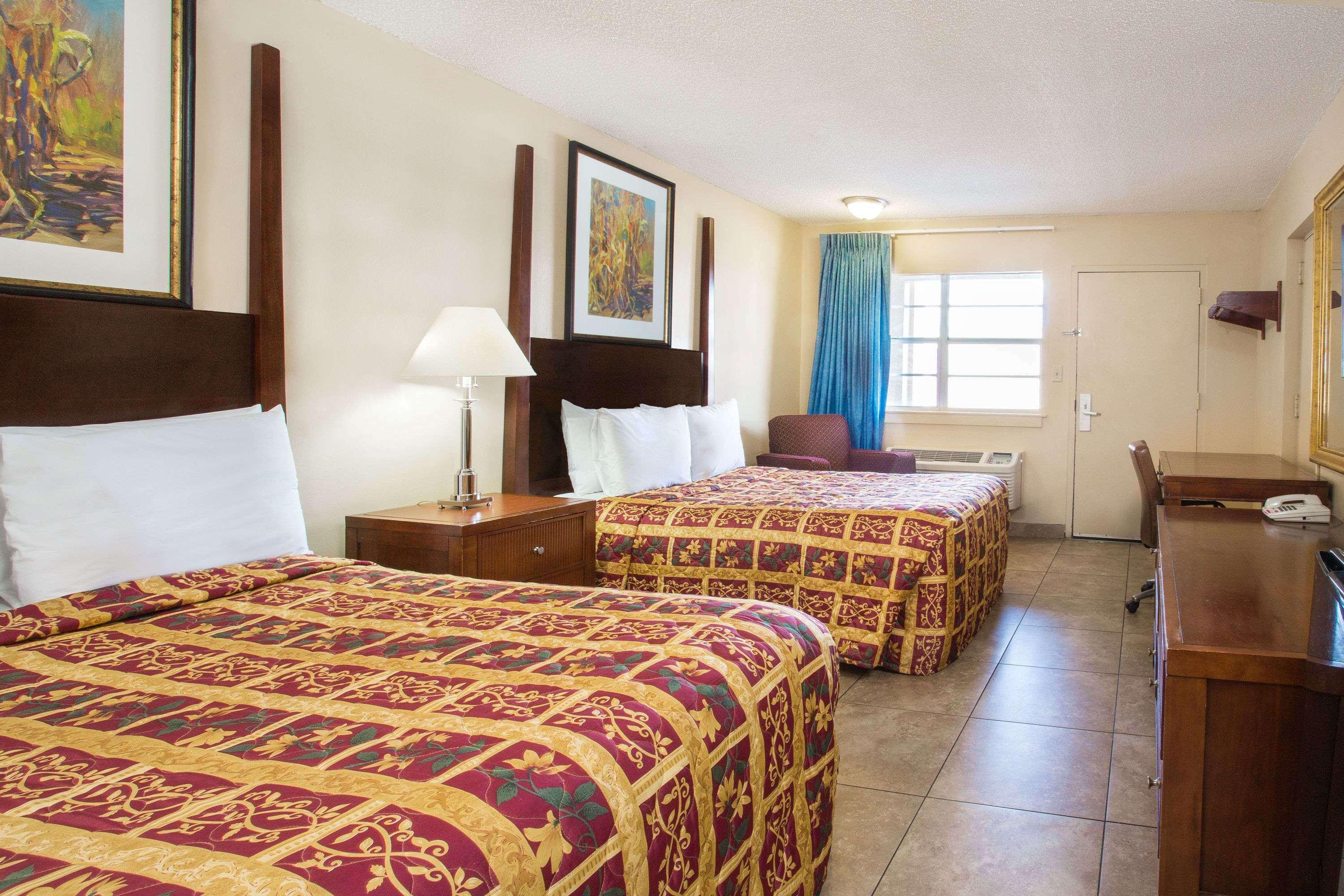 Knights Inn Orlando Oak Ridge Bagian luar foto