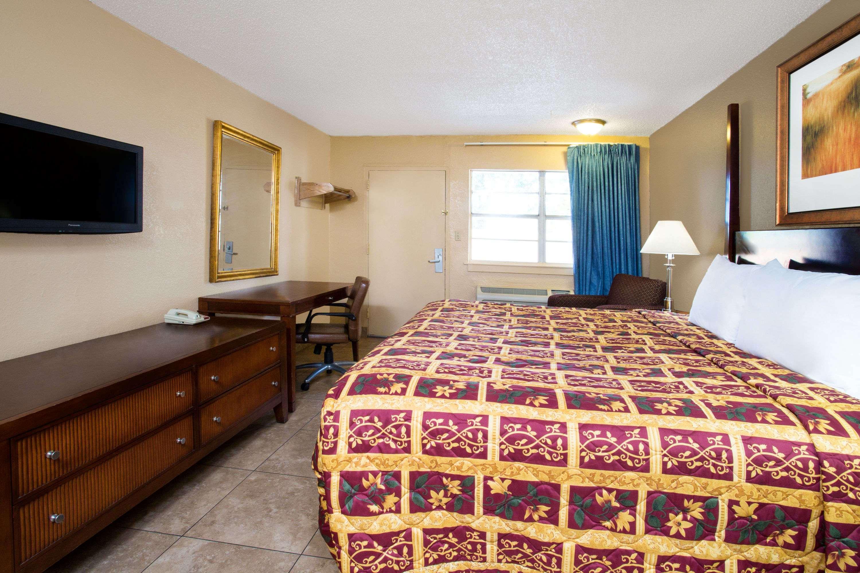 Knights Inn Orlando Oak Ridge Bagian luar foto
