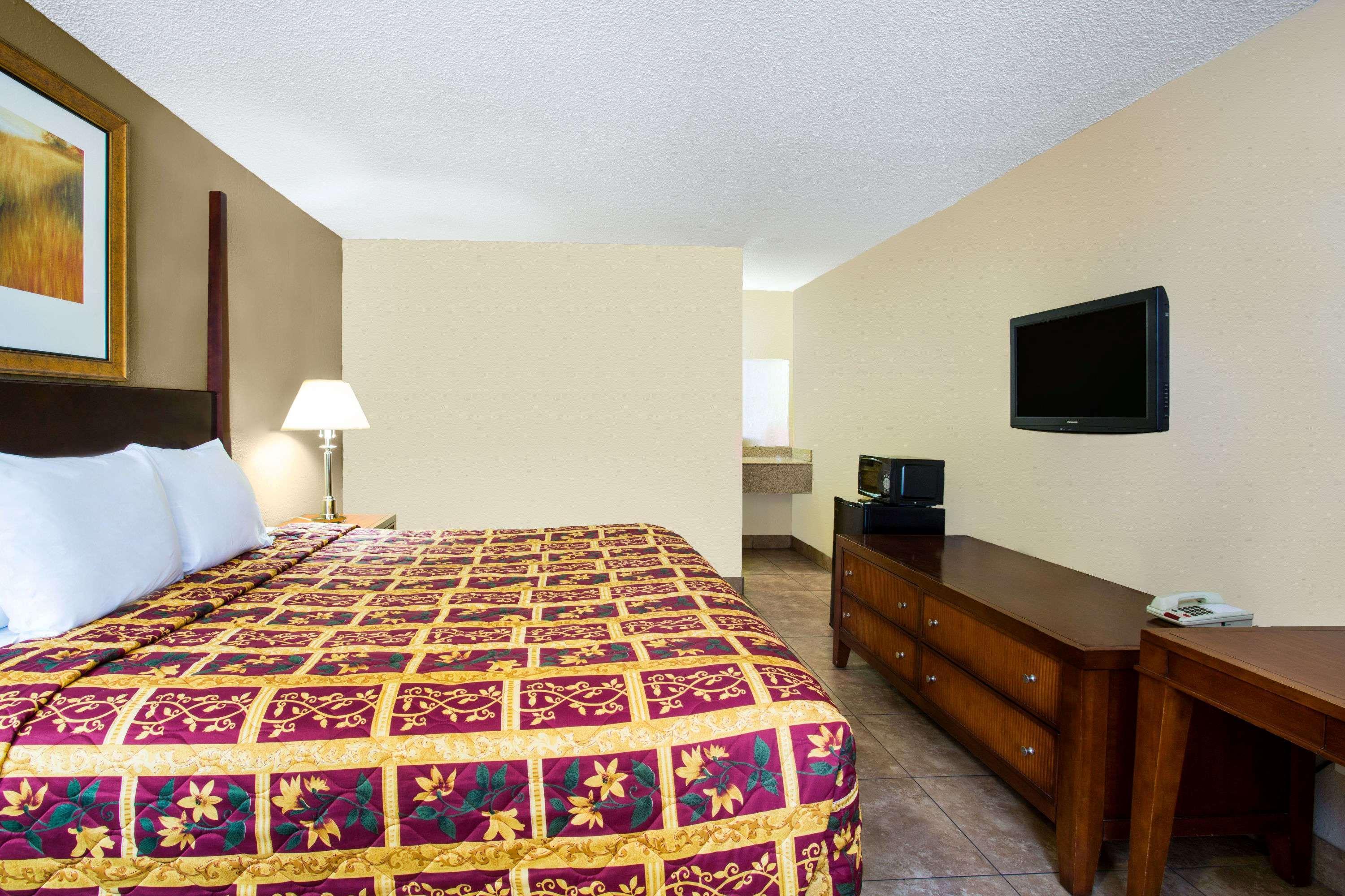 Knights Inn Orlando Oak Ridge Bagian luar foto